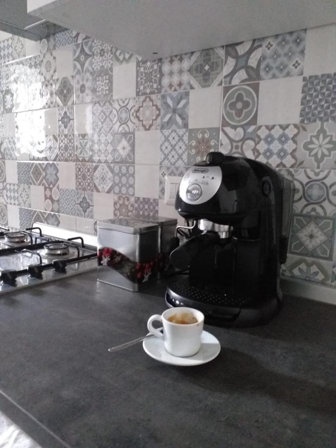 Manichiello Hotel Наполи Екстериор снимка